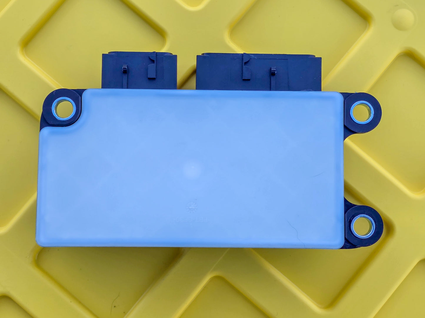 2018-2023 GMC Terrain Restraints Control Diagnostic Computer Module Unit OEM 13529757