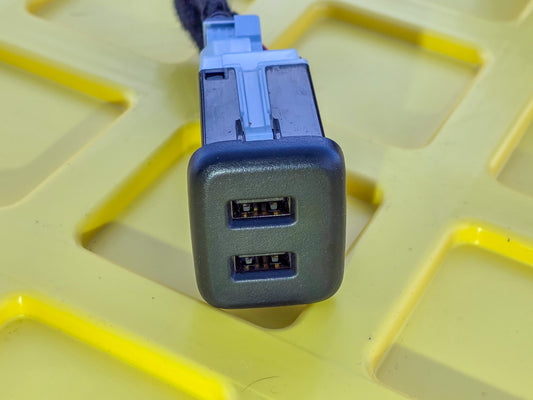 2016-2024 GMC Terrain Black Multimedia Receptacle 13509945, 13596853