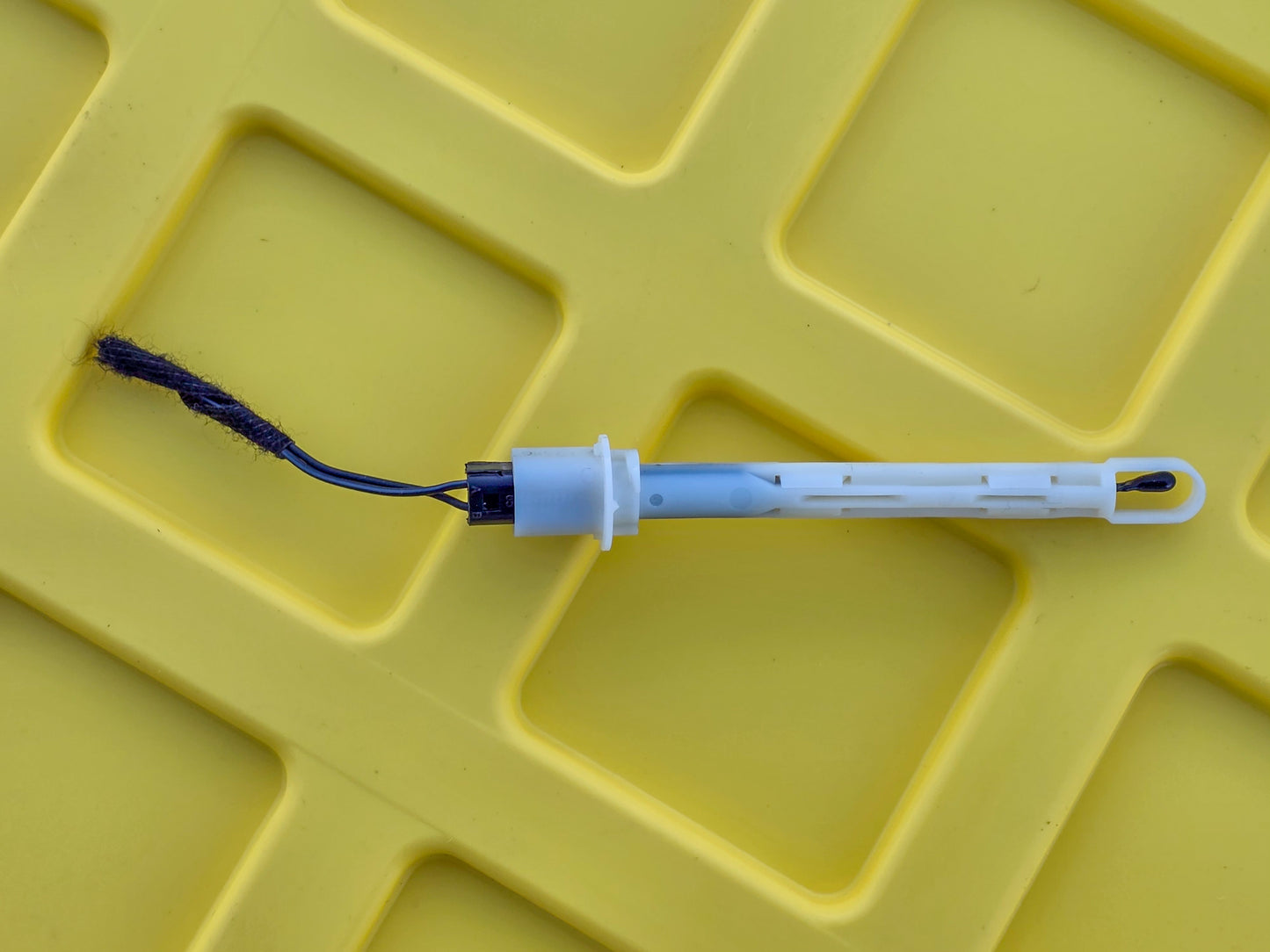 2010-2024 GMC Terrain A/C Evaporator Temperature Sensor 13263325