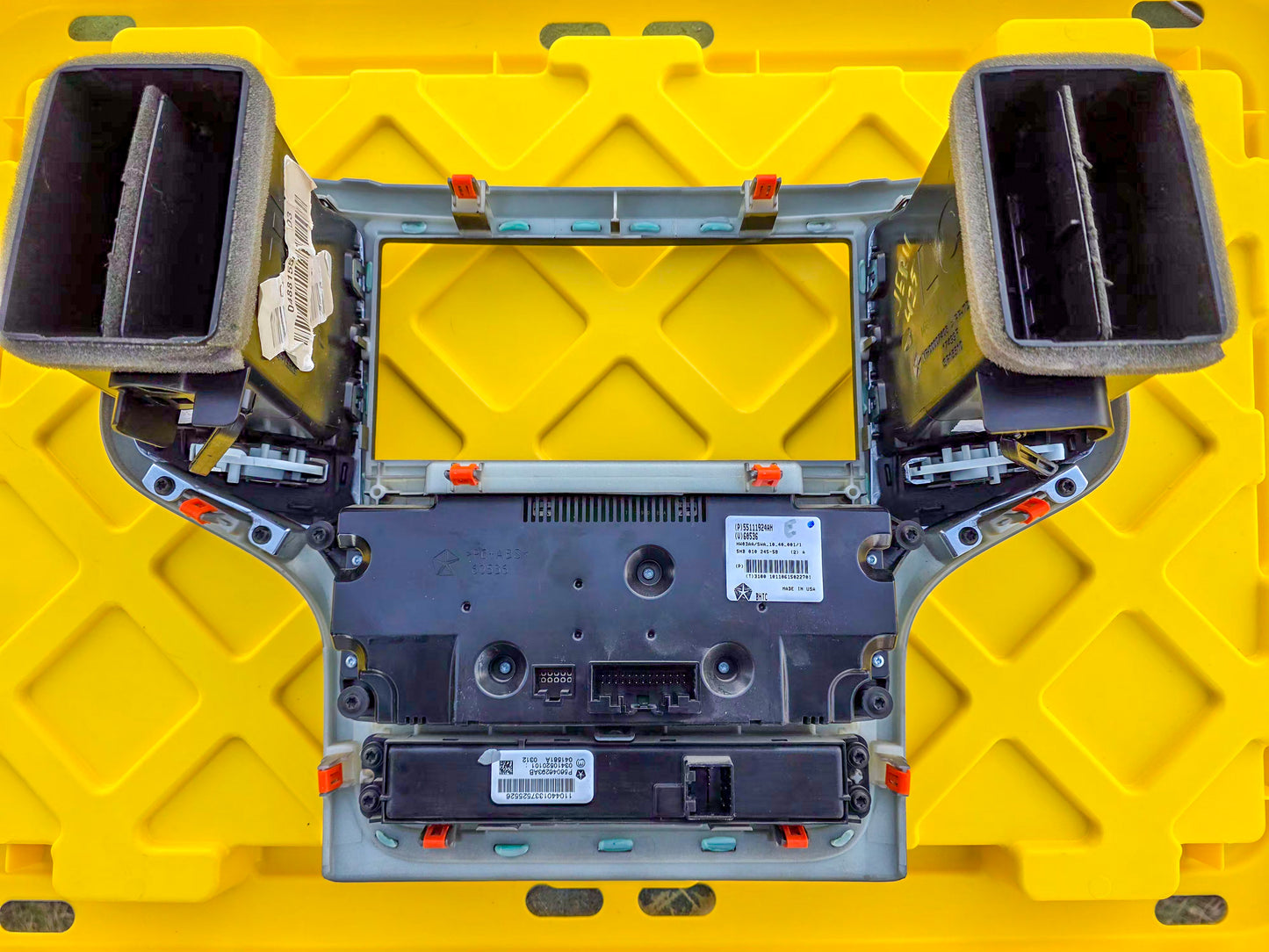 2011-2013 Jeep Grand Cherokee OEM Temp AC Heat Climate Control 68111110AQ, 55111924AH, 56046293AB