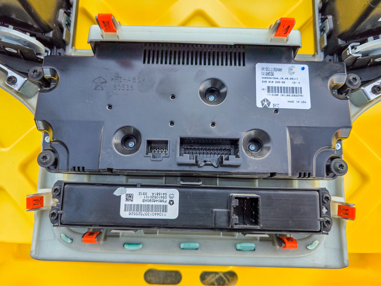 2011-2013 Jeep Grand Cherokee OEM Temp AC Heat Climate Control 68111110AQ, 55111924AH, 56046293AB