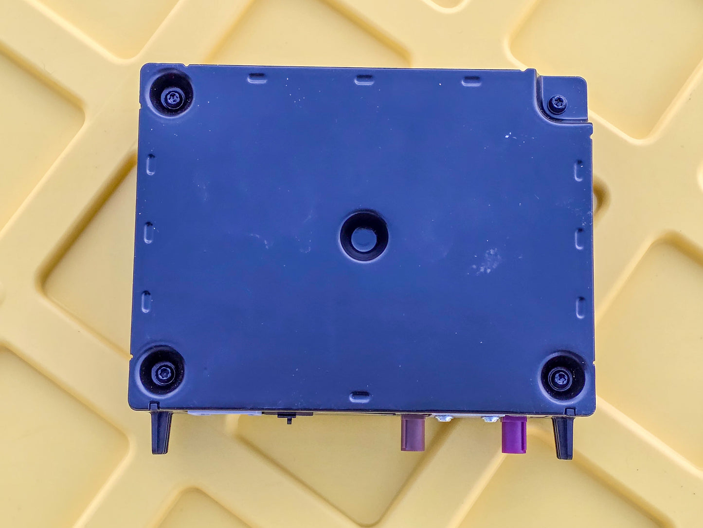 2019-2020 GMC Terrain Communication Telematics Module OEM 84644344