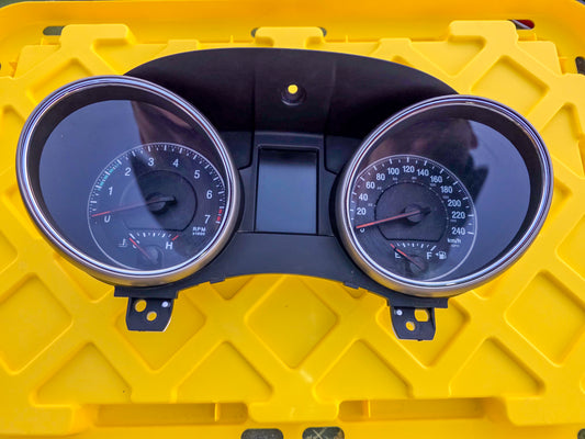 2011 Jeep Grand Cherokee Speedometer Instrument Cluster 262k Mileage 56046471