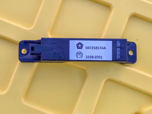 2011-2013 Jeep Grand Cherokee Bluetooth Communication Control Module 04725857AA