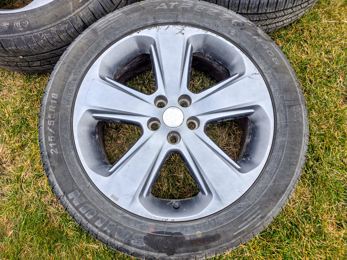 2014  Buick Encore  Rim 18x7 (aluminum), 5 spoke, single (opt RV6), with tire 215/55 R18