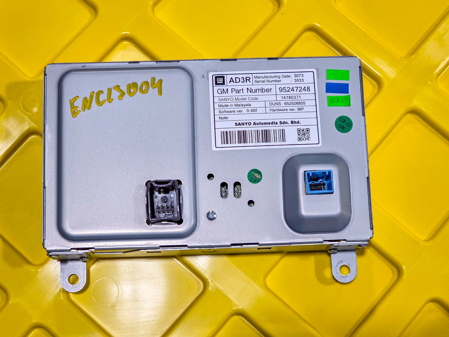 2013-2016 Buick Encore Display Info Screen With Navigation 95247248 OEM