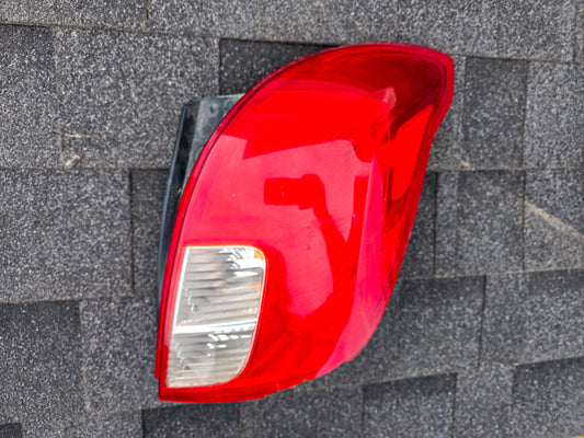 2013-2016 Buick Encore Rear Passenger Side Stop Lamp 42673075, 42435944, 42558883, 95089717