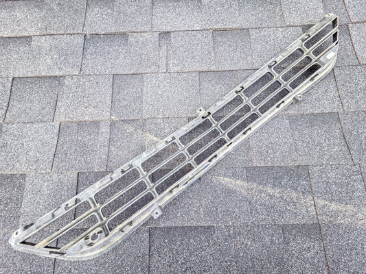 2013-2016 Buick Encore Front Bumper Lower Grille GM1036162