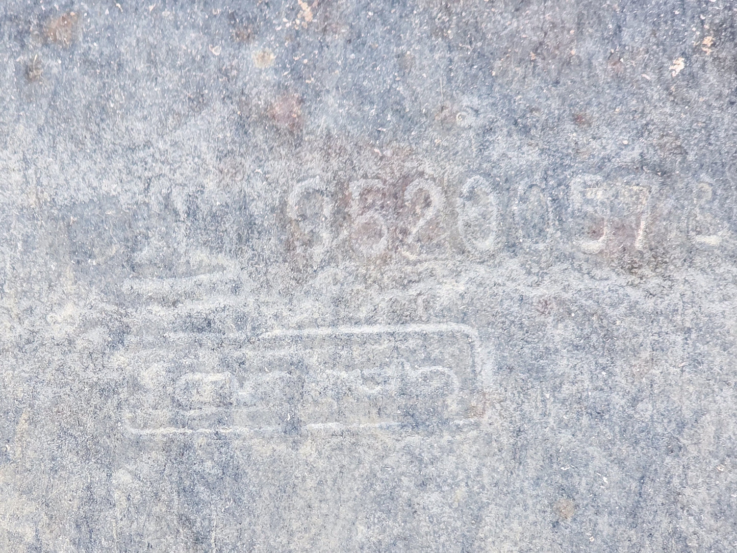 2013-2017 Buick Encore Rear Exhaust Muffler And Exhaust System Pipe Rear Muffler Resonator Oem 95200568, 55570453