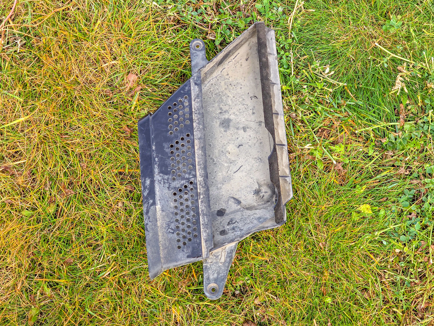 2008-2016 Audi A5 Air Cleaner Duct Tube OEM 8K0129618K/8K0129618J