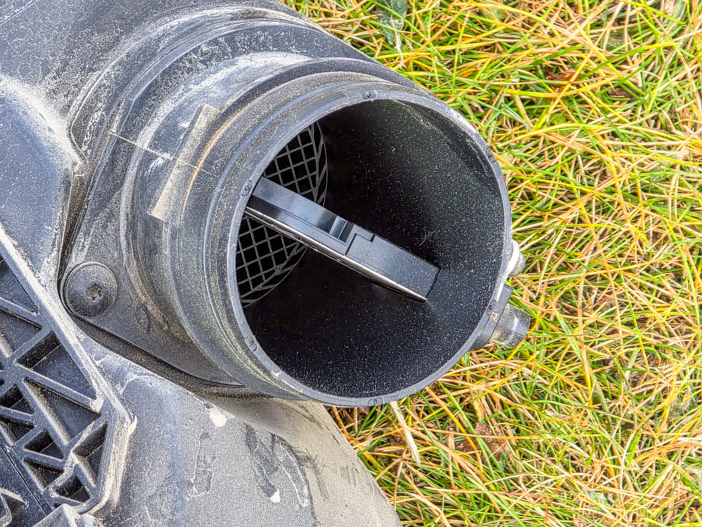 2009-2016 Audi A5 Engine Air Filter Box Housing Upper & Lower OEM A514661