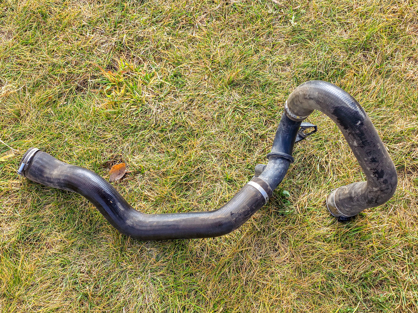 2009-2016 Audi A5 Tfsi Radiator Coolant Water Hose Pipe, Intercooler Turbo 8K0145738, 55568175