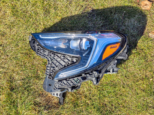 2018-2021 GMC Terrain Front Left Driver Side Headlight Head Light Lamp Oem Denali 84815560