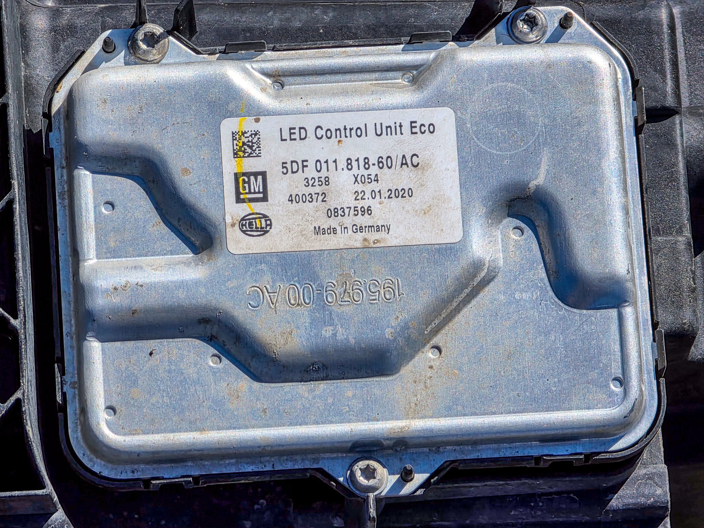 2018-2021 GMC Terrain Front Passenger Right Side Headlight Head Light Lamp Oem Denali 84815561