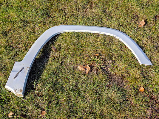 2018-2024 GMC Terrain Right Front Passenger Side Fender Flare Trim Denali 84579535, GM1291256