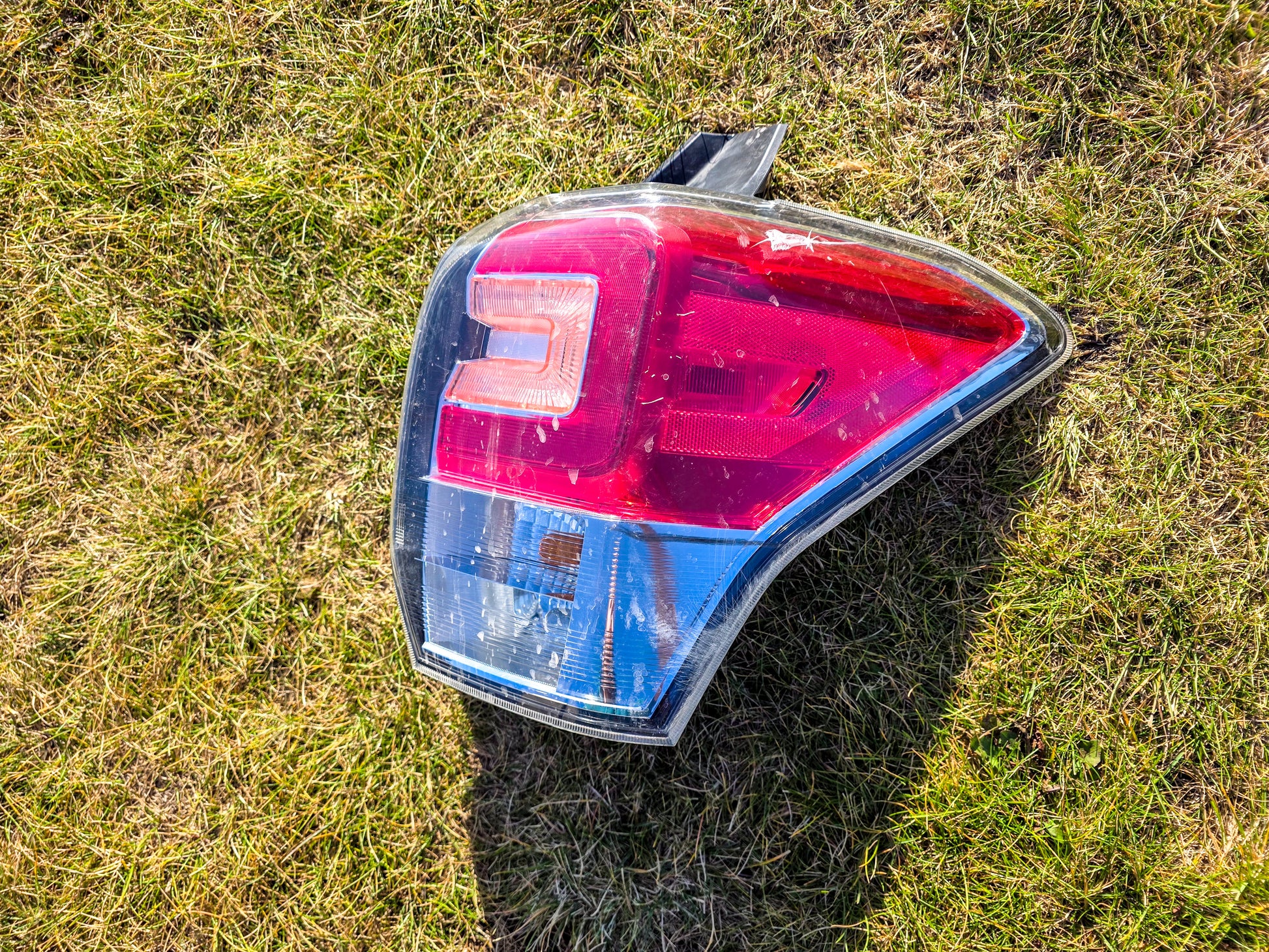 2016-2018 Subaru Forester Rear Right Passenger Side Tail Light Led 84201-SG141 - view 2