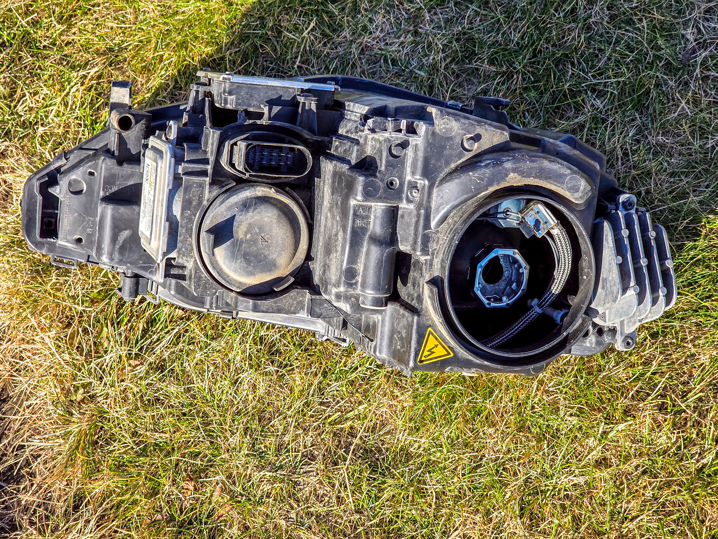 2013-2017 Audi A5  Left Driver Xenon Headlight Lamp Assembly 8T0941005E