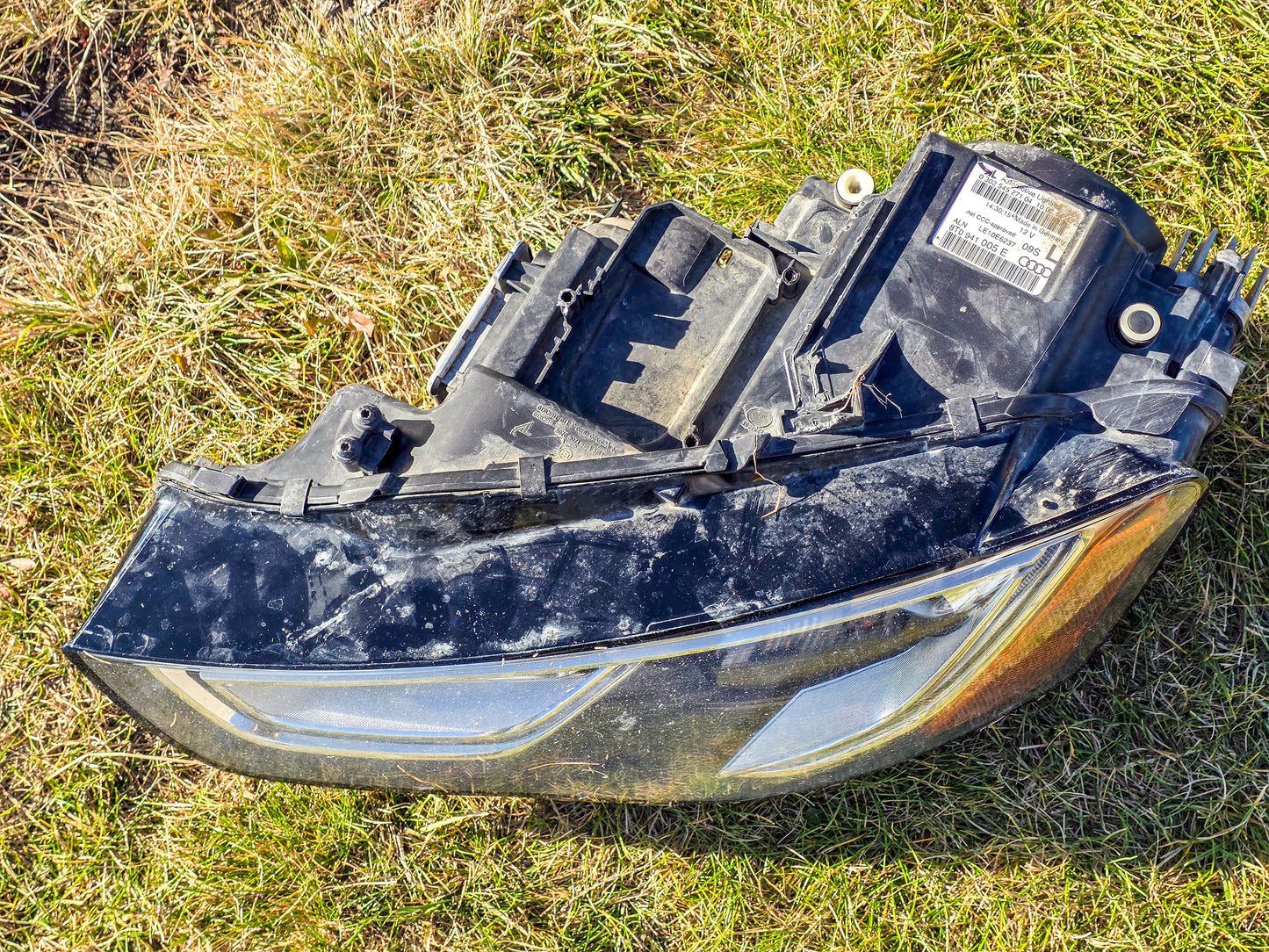 2013-2017 Audi A5  Left Driver Xenon Headlight Lamp Assembly 8T0941005E