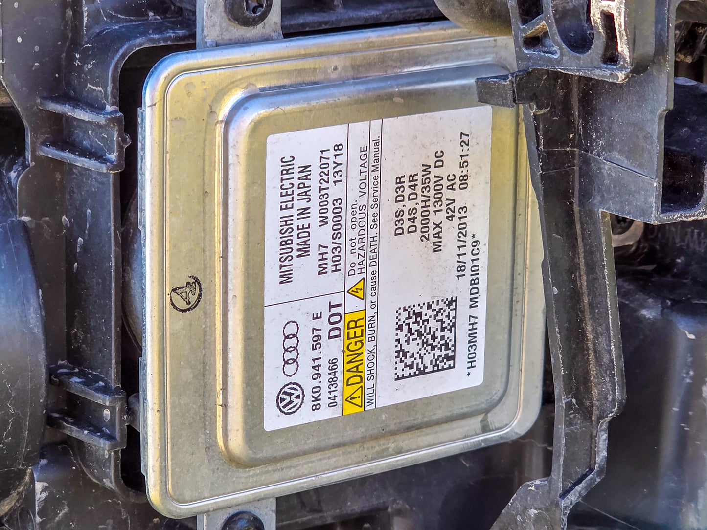 2013-2017 Audi A5  Right Passenger Xenon Headlight Lamp Assembly OEM 8T0941006E