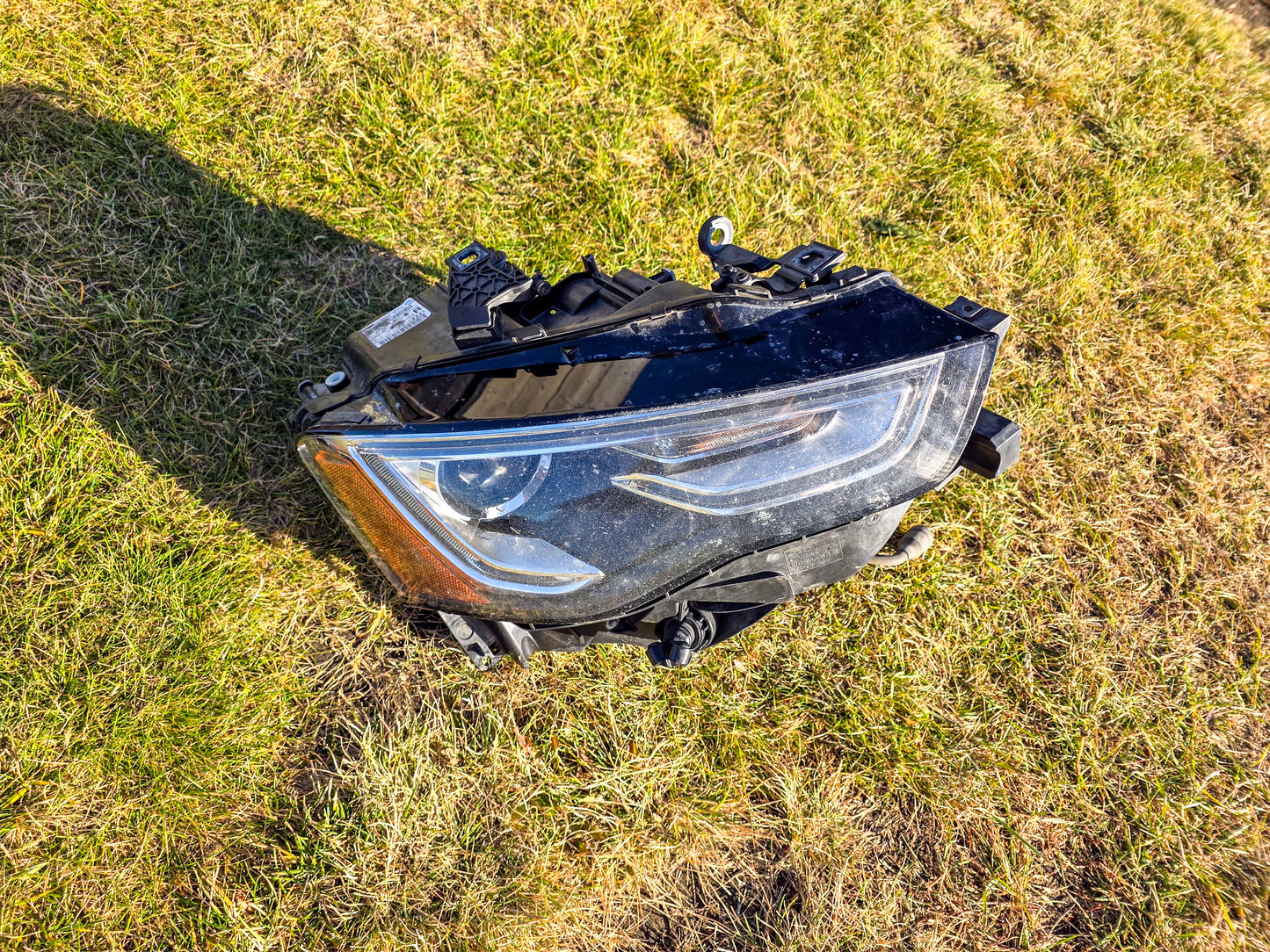 2013-2017 Audi A5  Right Passenger Xenon Headlight Lamp Assembly OEM 8T0941006E