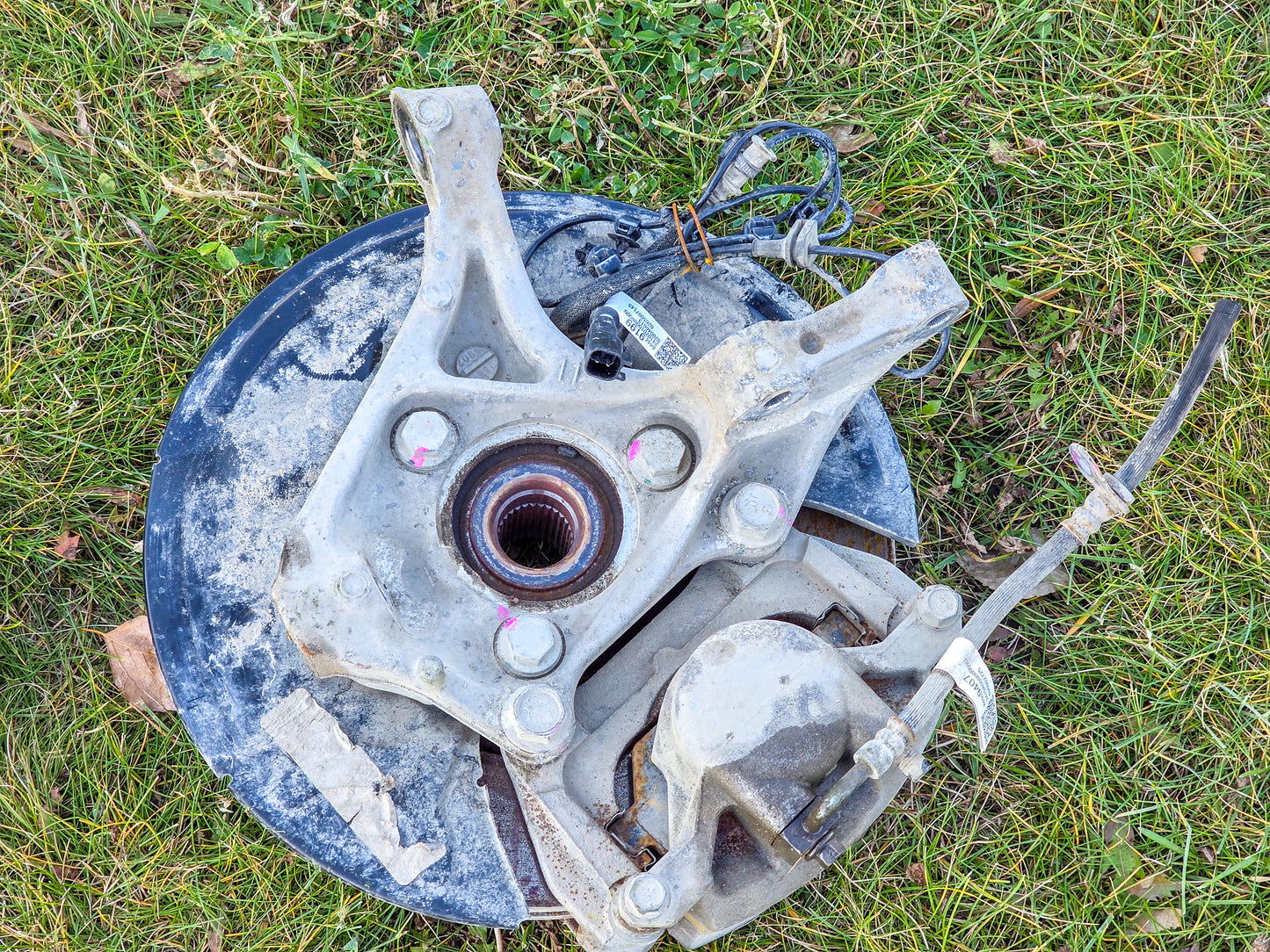 2018-2024 GMC Terrain Left Driver Side Front Brake Caliper Assembly and Disc Brake OEM 84311326, 13507530, 84449199