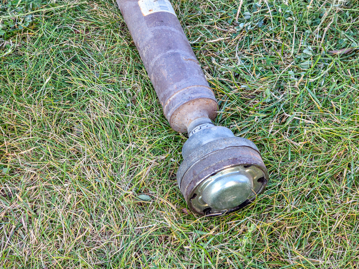 2011-2013 Jeep Grand Cherokee Front Driveshaft Prop Shaft 52853641AD