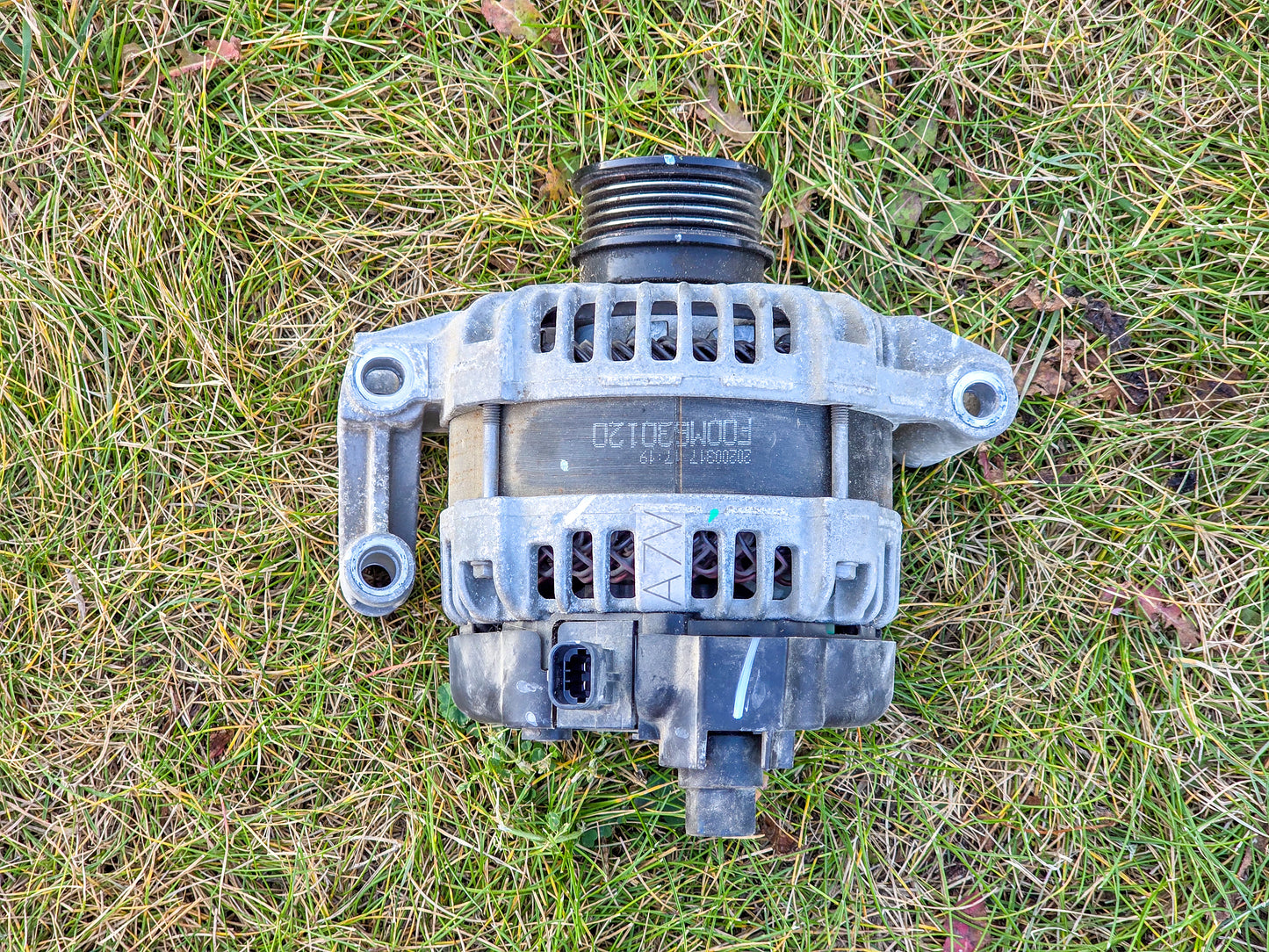 2018-2020 GMC Terrain Alternator GM 13535007