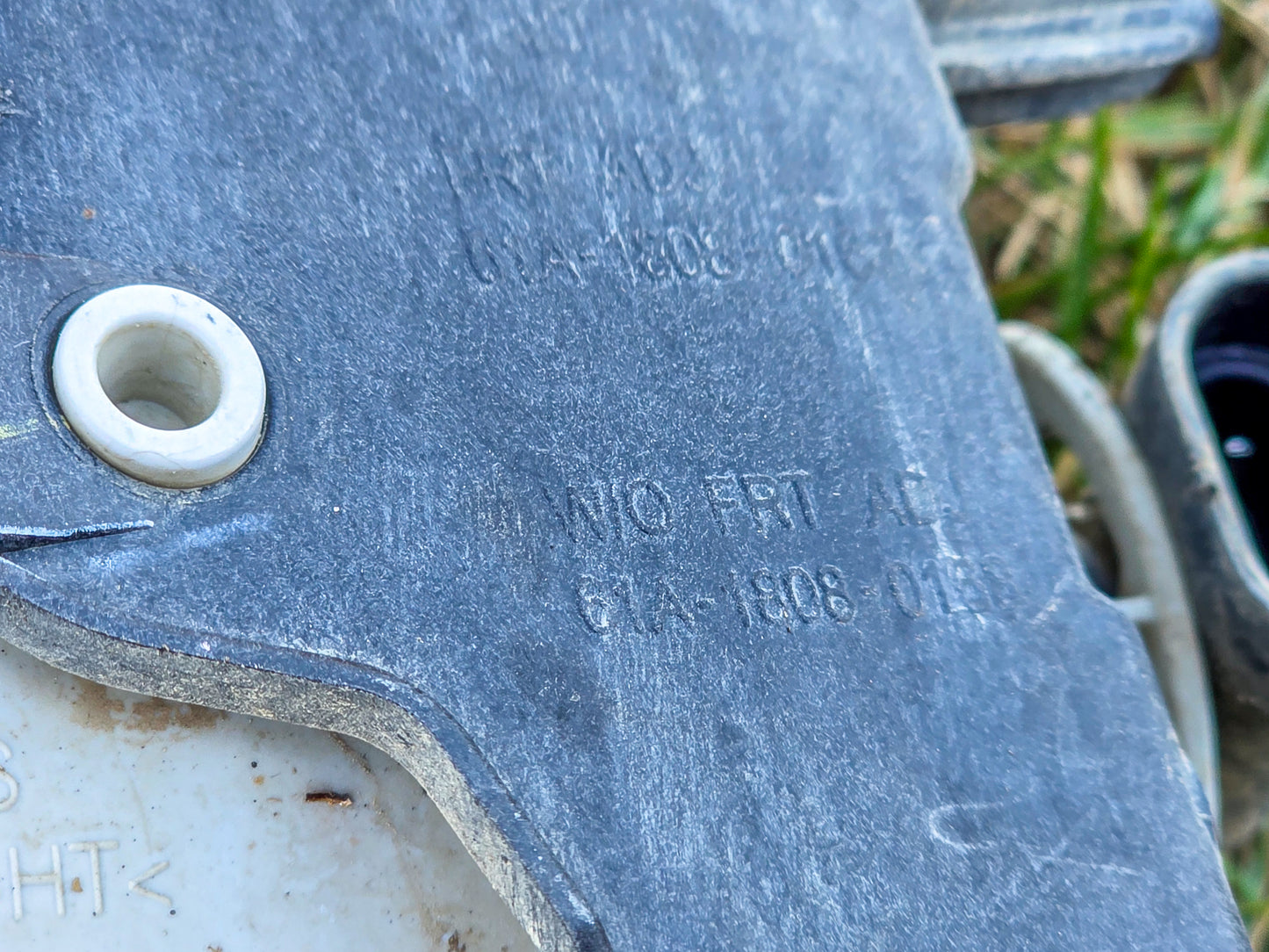 2011 Jeep Grand Cherokee Pair Fog Lights