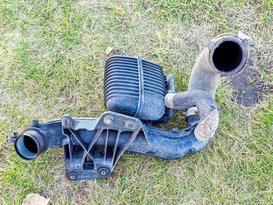 2014-2016 Audi A5 Engine Air Cleaner Inlet Intake Box OEM 0261230209