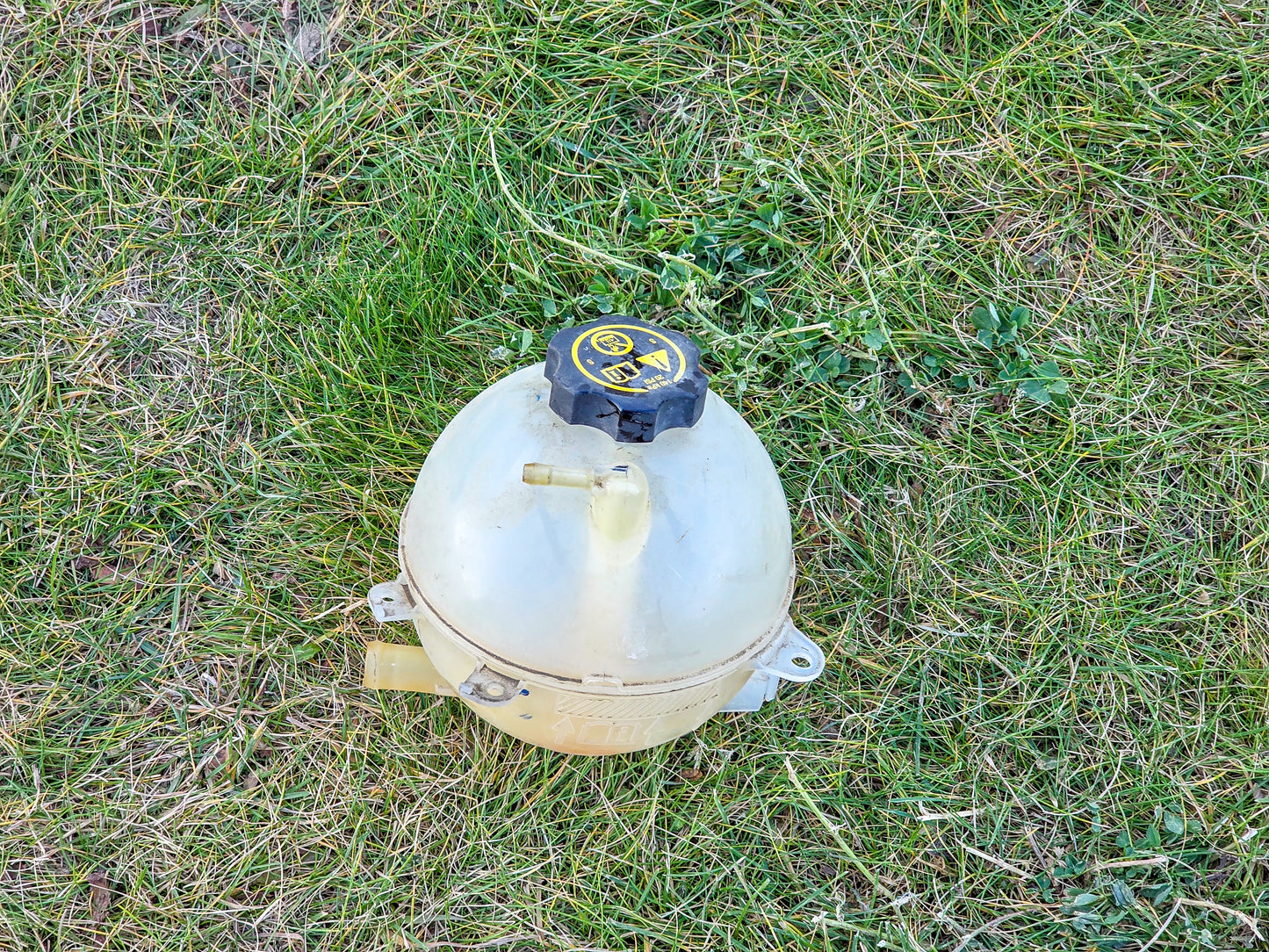 2018-2022 GMC Terrain Coolant Reservoir Bottle OEM 23386455