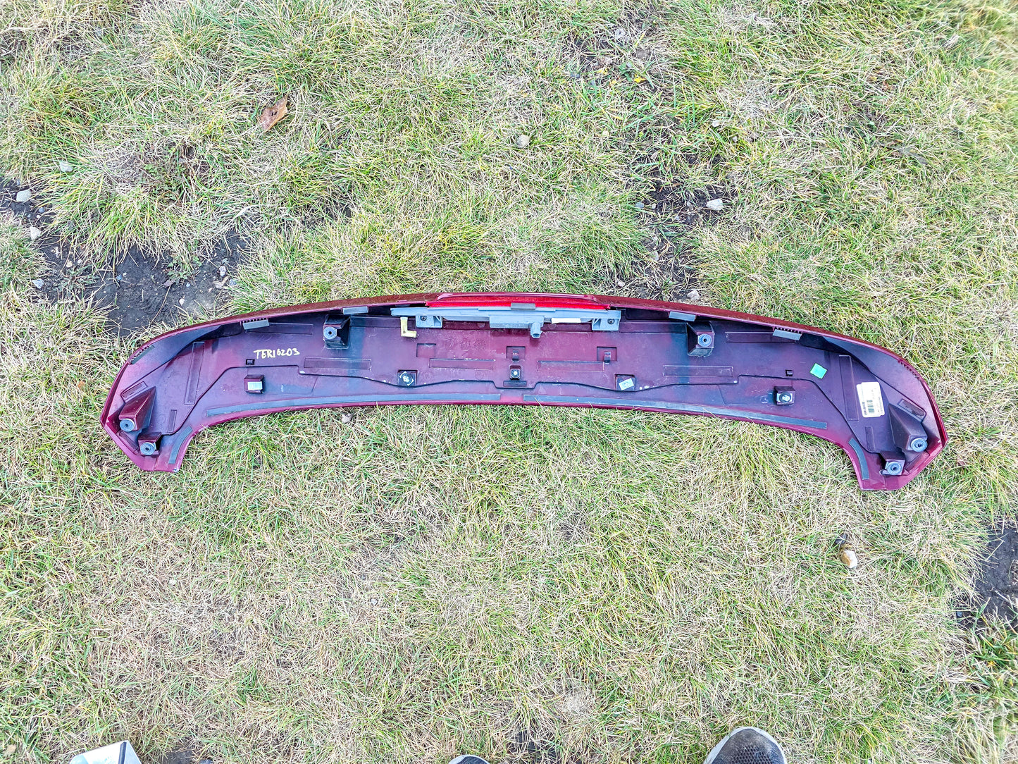 2016-2017 GMC Terrain Rear Spoiler W/Third Brake Light Used OEM 20823736, 23251441 - view 2