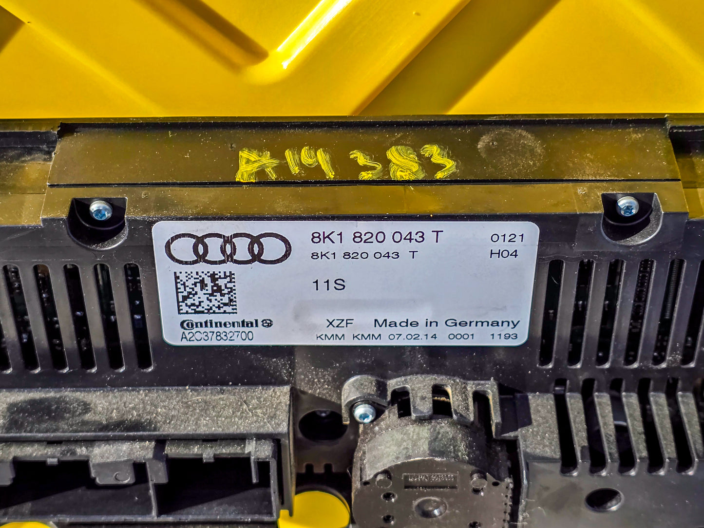 2013-2016 Audi A5 Heater Climate Temperature Control Unit 8K1820043T OEM