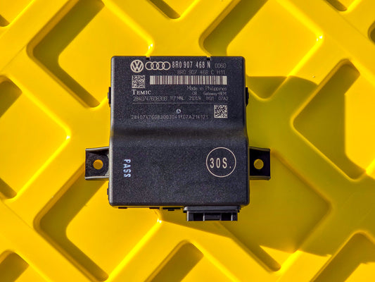 2008-2012 Audi A5 2.0 Progressiv Interface Control Module 8R0907468N OEM