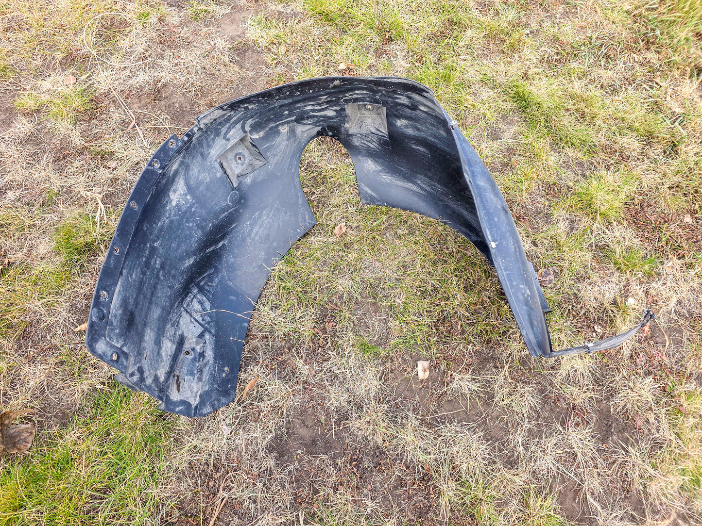 2014-2017 GMC Terrain Fender Liner Front Right Passenger Side  23271690,  23113532, 23483751