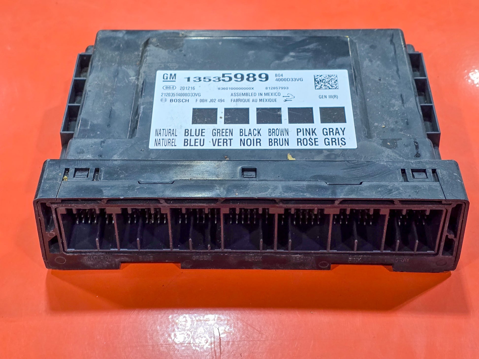 2019-2022 GMC Acadia Computer Body Control Module 13535989 - view 2