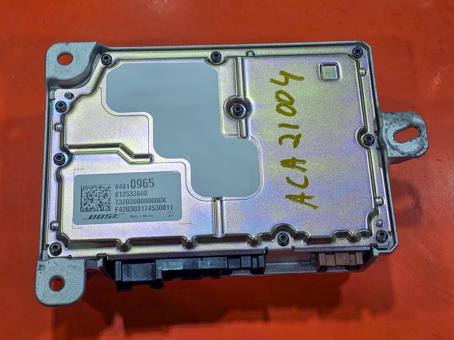 2019-2025 GMC Acadia Audio Equipment Radio Amplifier 84810965, 86786705, 84489409, 84503661, 84674475, 86547178 - view 3