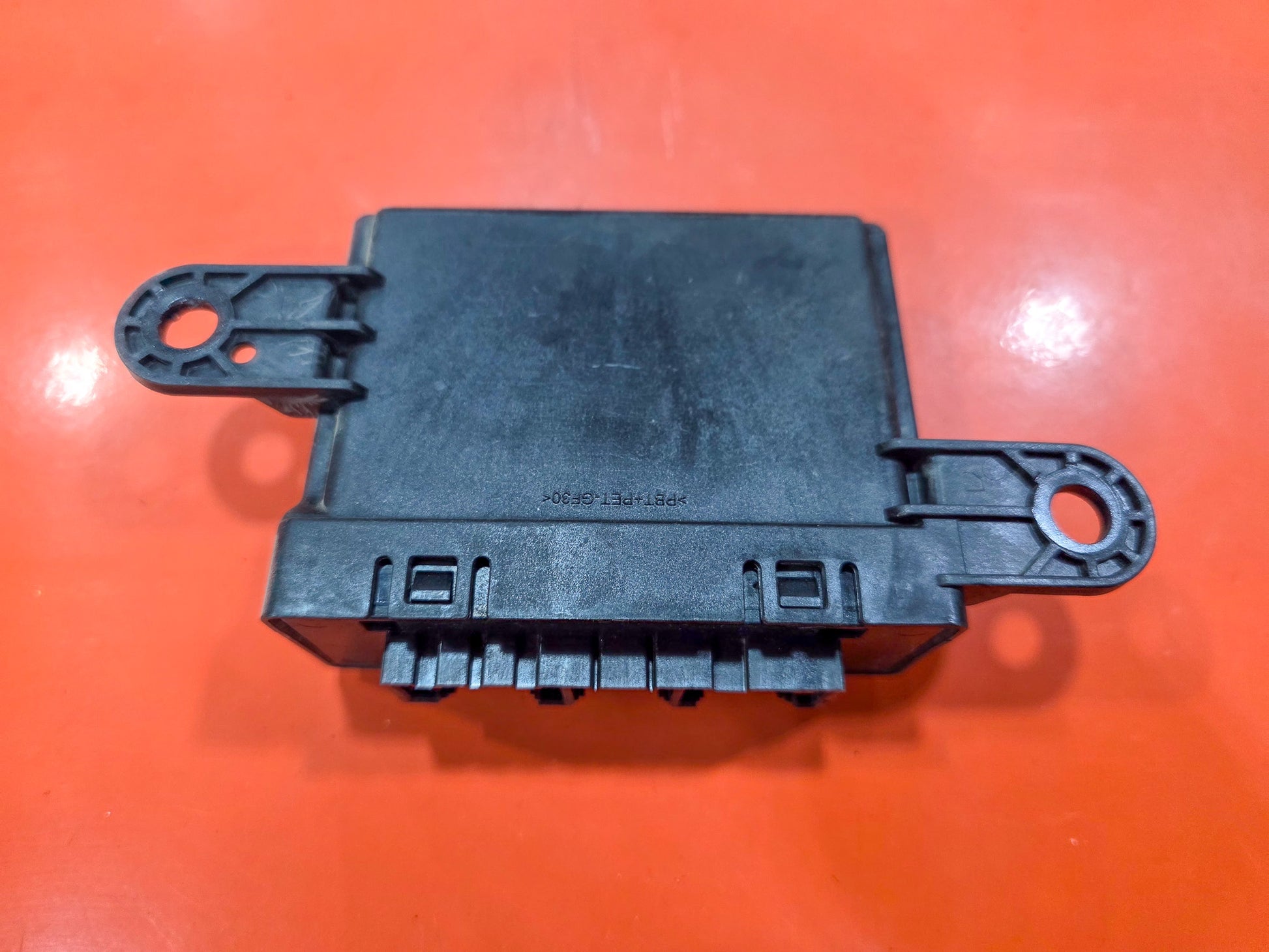 2020-2023 GMC Acadia Parking Assist Computer Control Module Unit 84696757 OEM - view 3