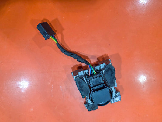 2018-2023 GMC Acadia Humidity Temperature Sensor 39005090