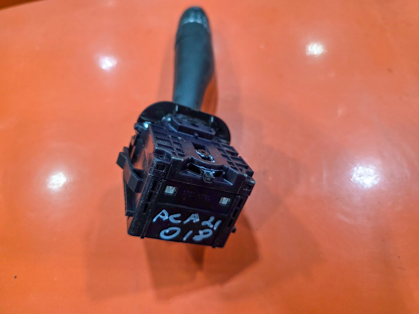 2017-2024 GMC Acadia Headlight Turn Signal Control Switch 84651414, 23388770, 84117379, 84238143, 84492944, 85665124 - view 3