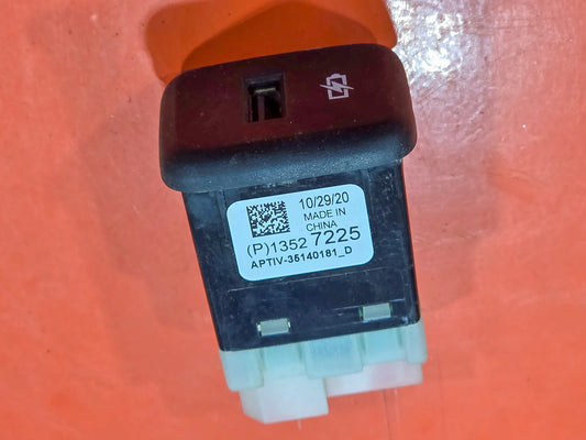 2017-2025 GMC Acadia Console USB Power Outlet 13527225