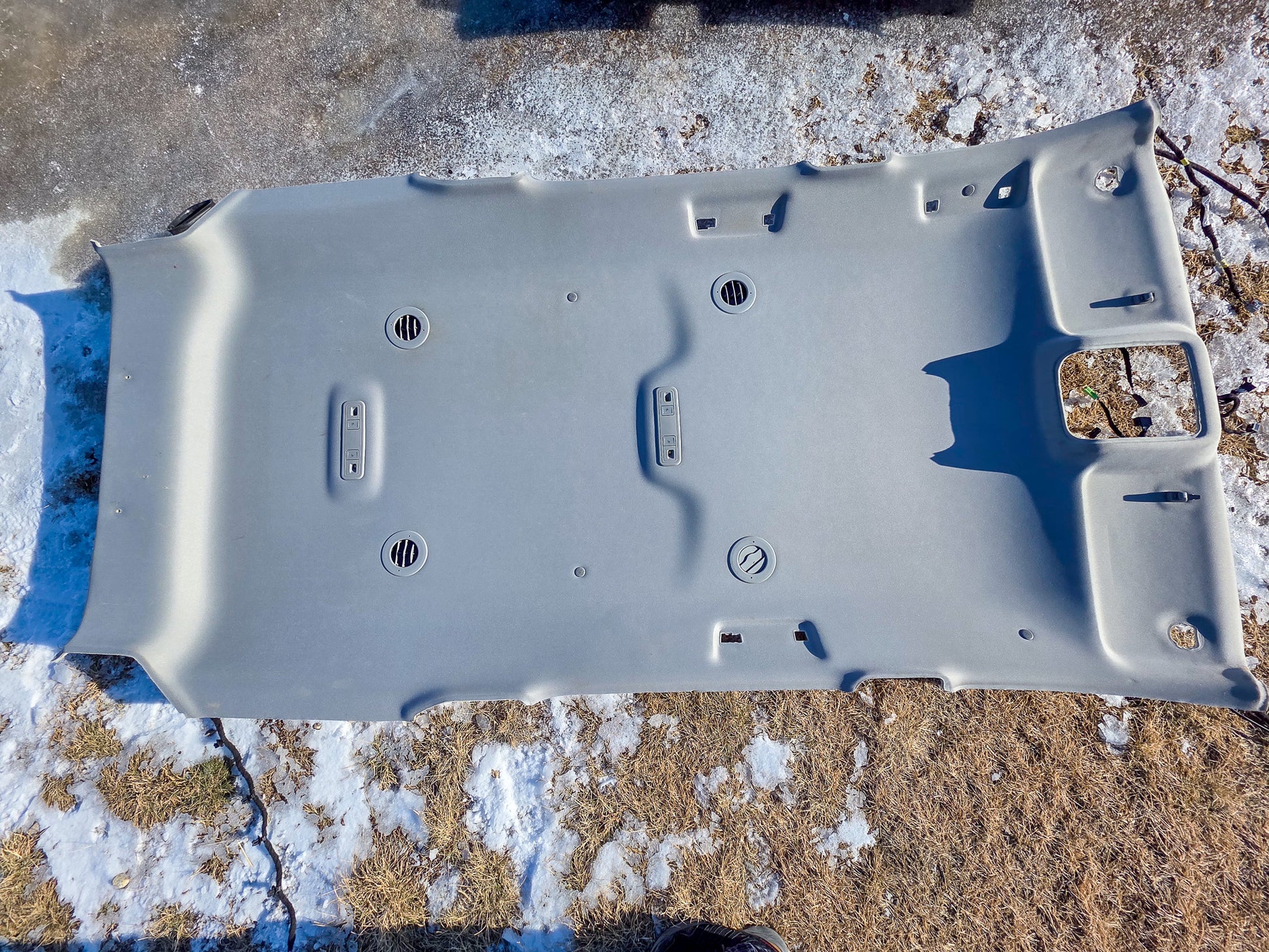 2020-2022 GMC Acadia Roof Upper Headliner Ceiling Panel  85135731, 84609144, 84869467