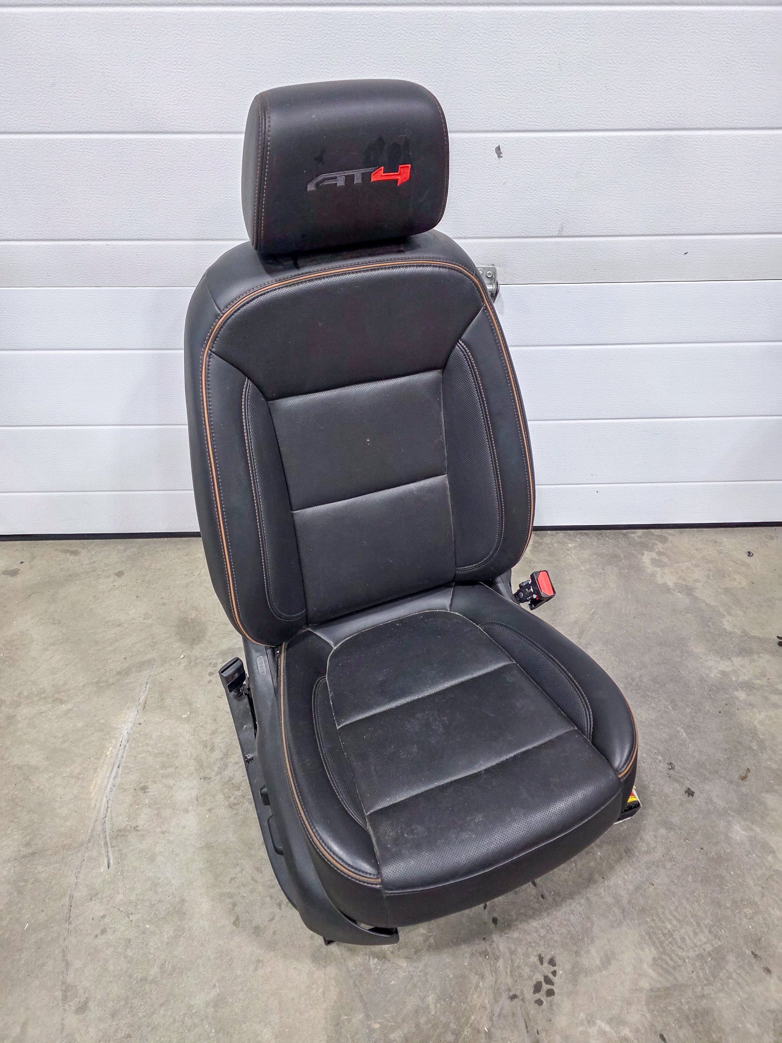 2020-2023 GMC Acadia Front Passenger Right Side Seat