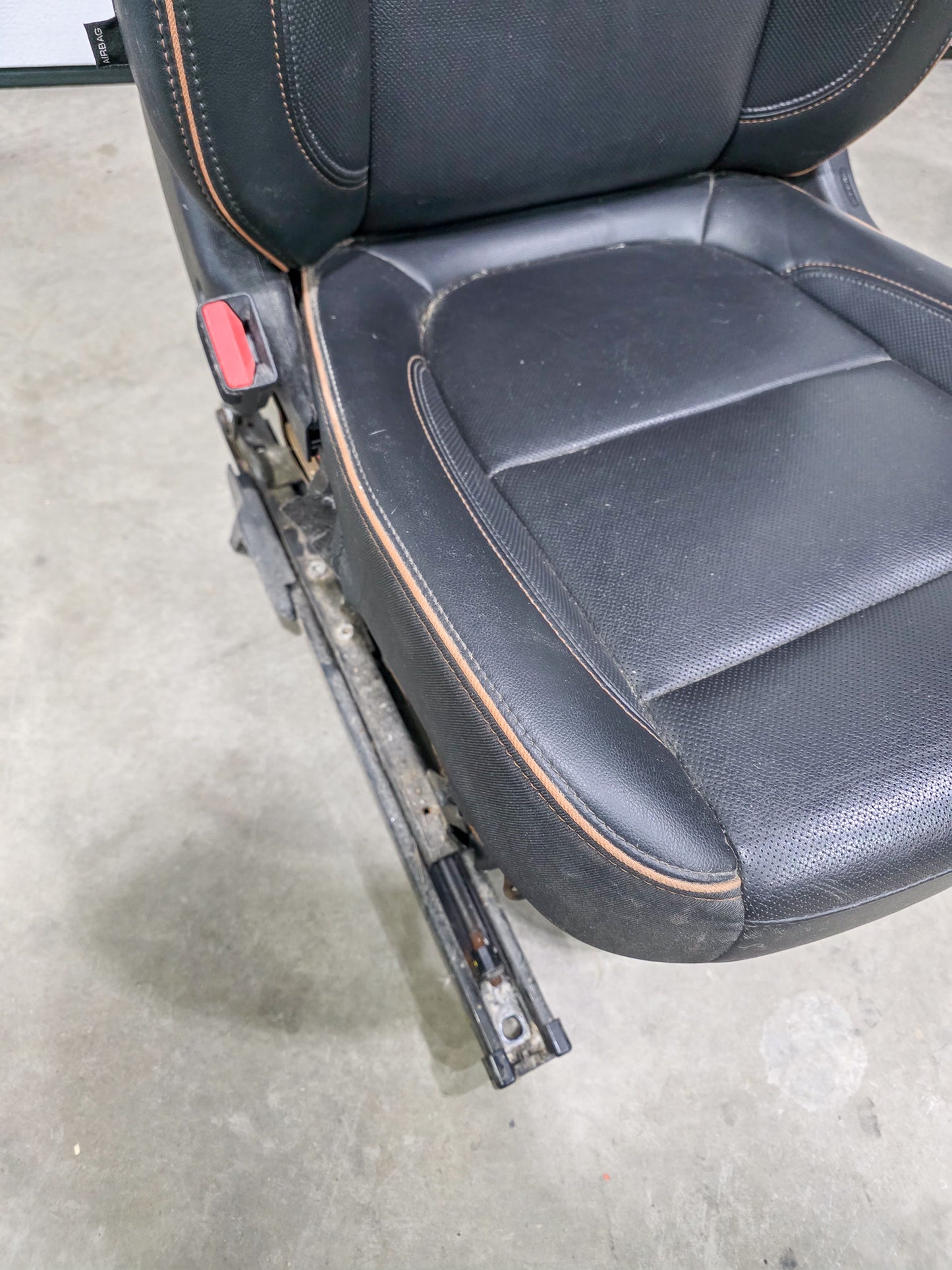 2020-2023 GMC Acadia Front Driver Left Side Seat - view 3