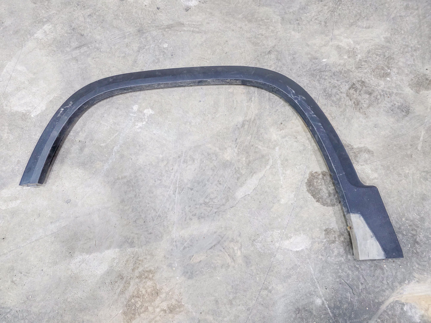 2017-2023 GMC Acadia Front Driver Left Side Fender Wheel Arch Flare Molding Oem 84446089, 23100740, 84099823, 84214926, 85617223