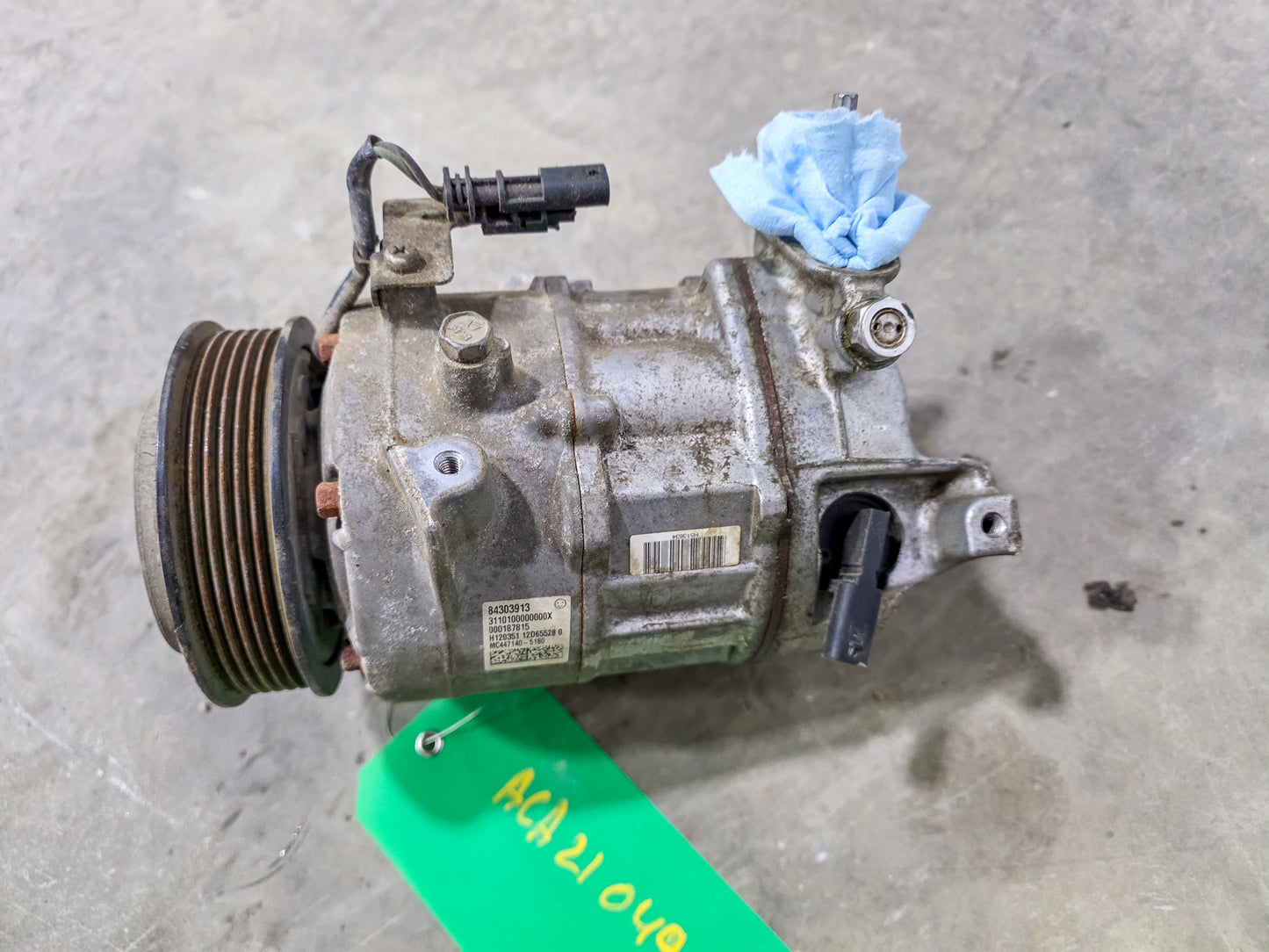 2017-2022 GMC Acadia A/C Compressor - view 2