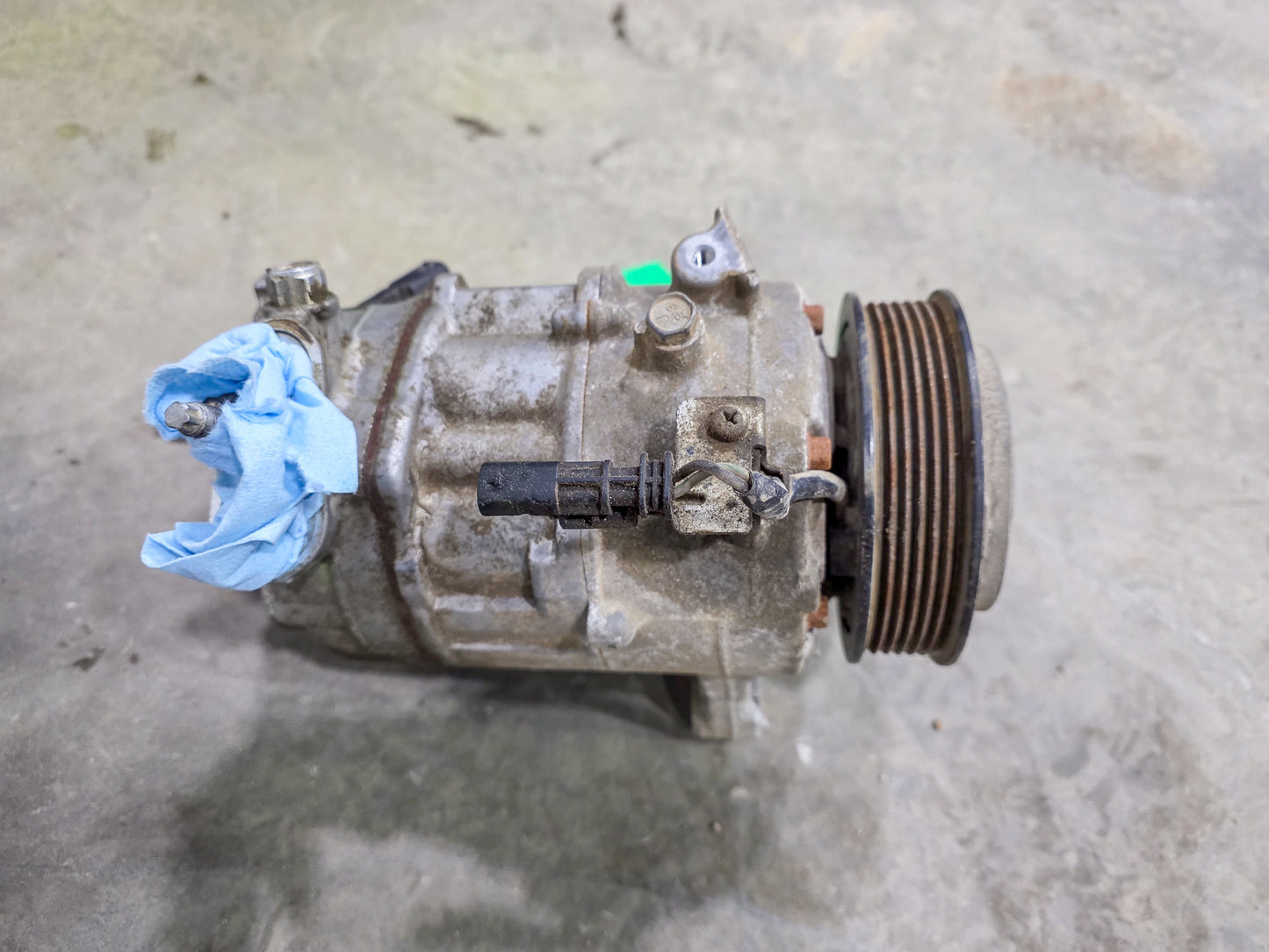 2017-2022 GMC Acadia A/C Compressor - view 3