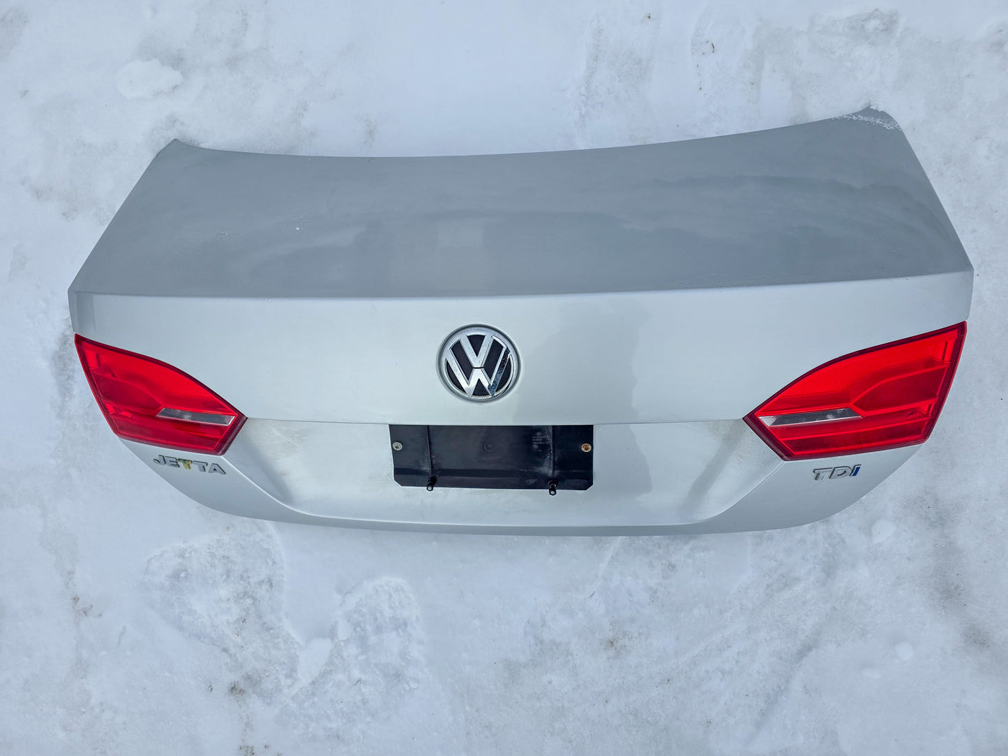 2010-2014 Volkswagen Jetta Rear Tailgate Liftgate Boot Trunk Lid 5c6827025a - view 2