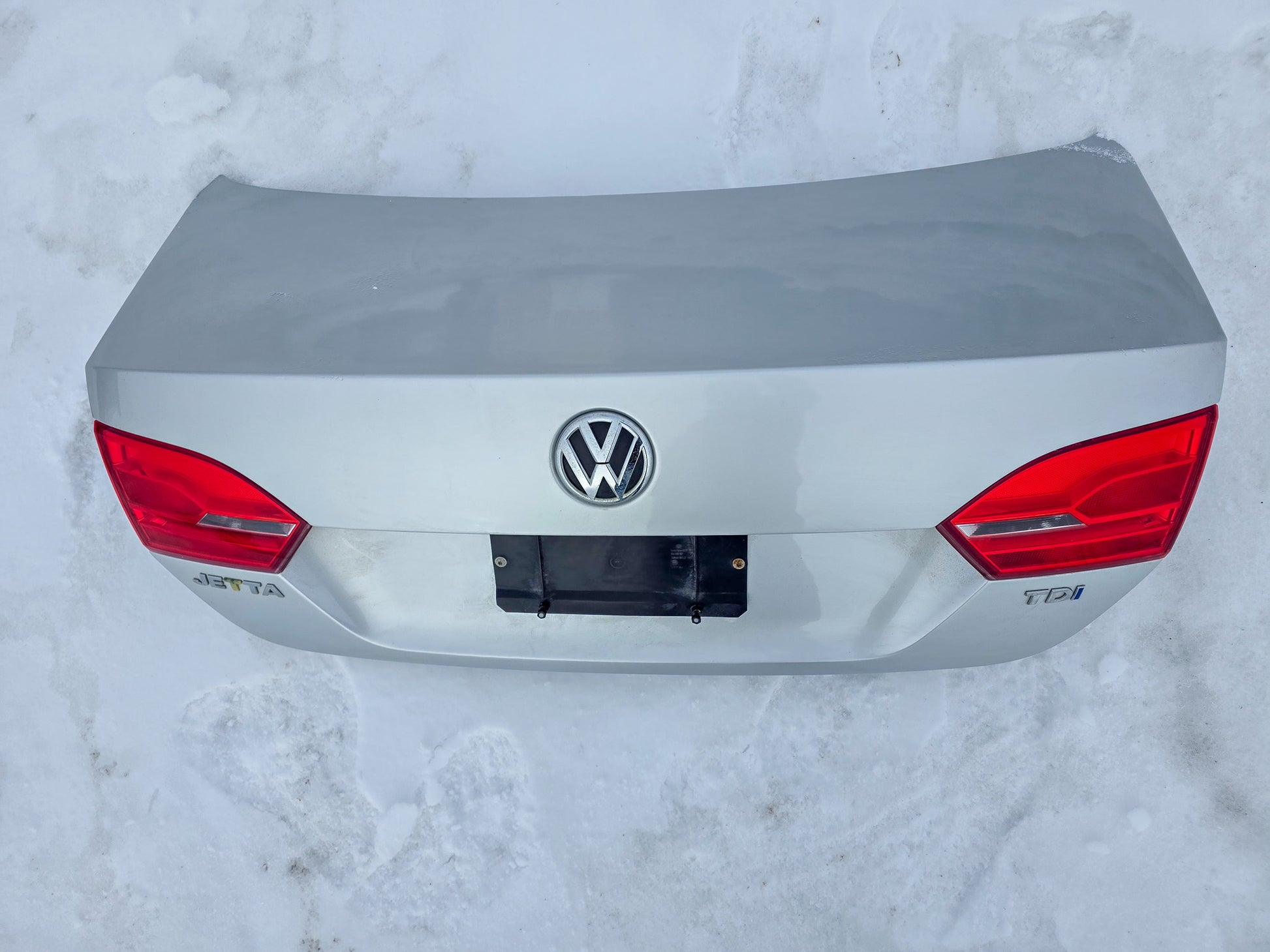 2010-2014 Volkswagen Jetta Rear Tailgate Liftgate Boot Trunk Lid 5c6827025a - view 2