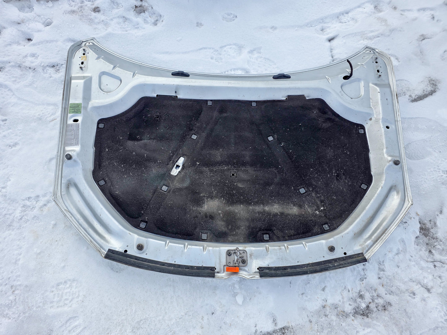 2011-2018 Volkswagen Jetta Hood  5c6823031e,  5c6823031a, 5c6823031b, 5c6823031c, 5c6823031d - view 2