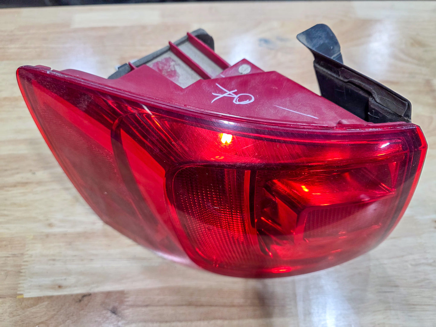 2011-2014 Volkswagen Jetta Rear Driver Left Side Tail Light, Tail Lamp, Stop Lamp Combination OEM  5c6945095, 5c6945095d - view 2